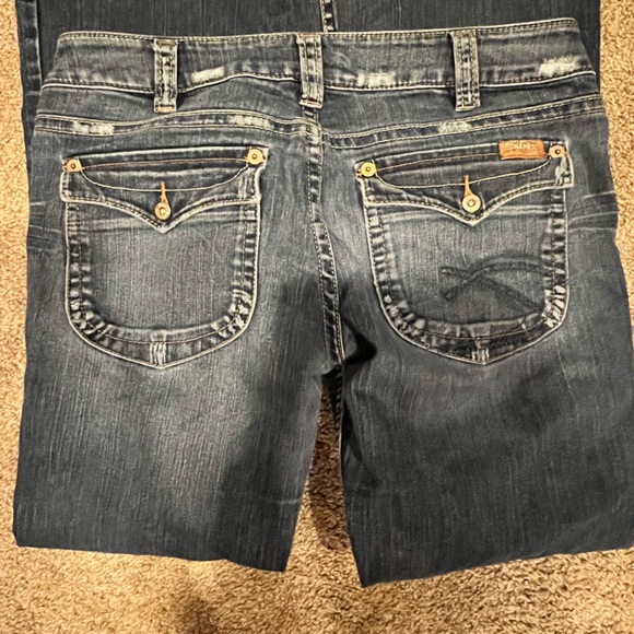 Silver Brand Jeans - Picture 4 of 4